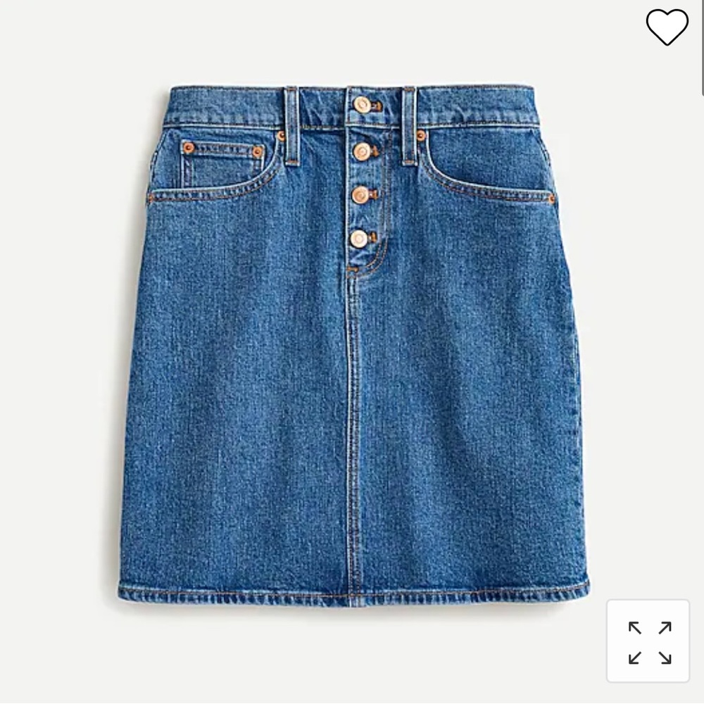 🎉HP🎉Button-front denim skirt